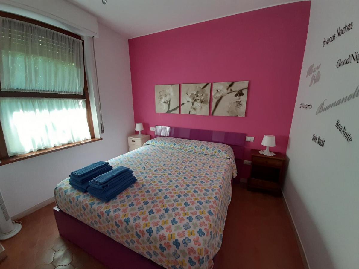 Appartamento Genziana - Con Vista Piscina E Garage Sirmione Exteriör bild