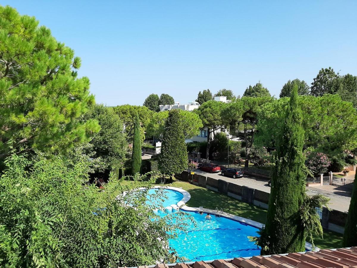 Appartamento Genziana - Con Vista Piscina E Garage Sirmione Exteriör bild