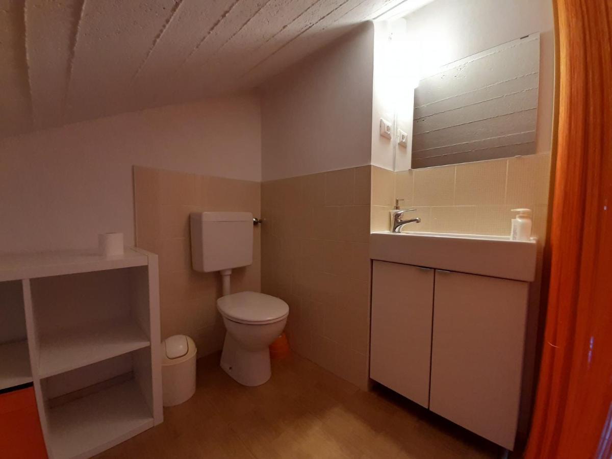 Appartamento Genziana - Con Vista Piscina E Garage Sirmione Exteriör bild