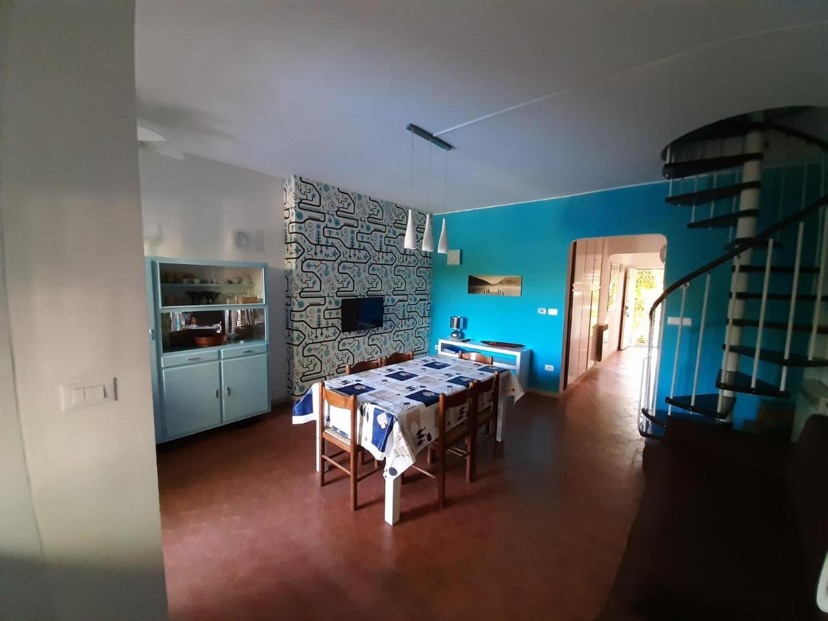 Appartamento Genziana - Con Vista Piscina E Garage Sirmione Exteriör bild