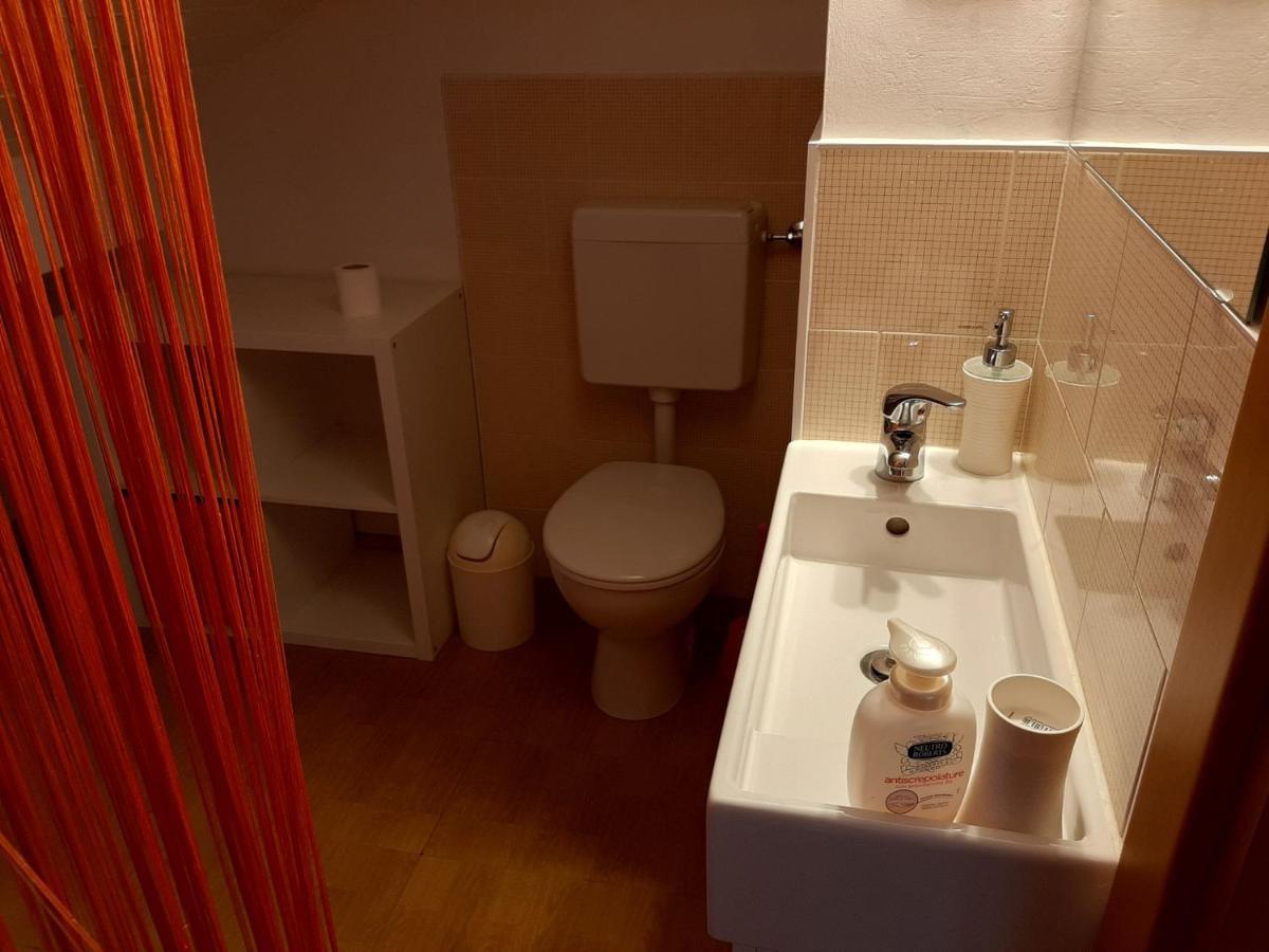 Appartamento Genziana - Con Vista Piscina E Garage Sirmione Exteriör bild