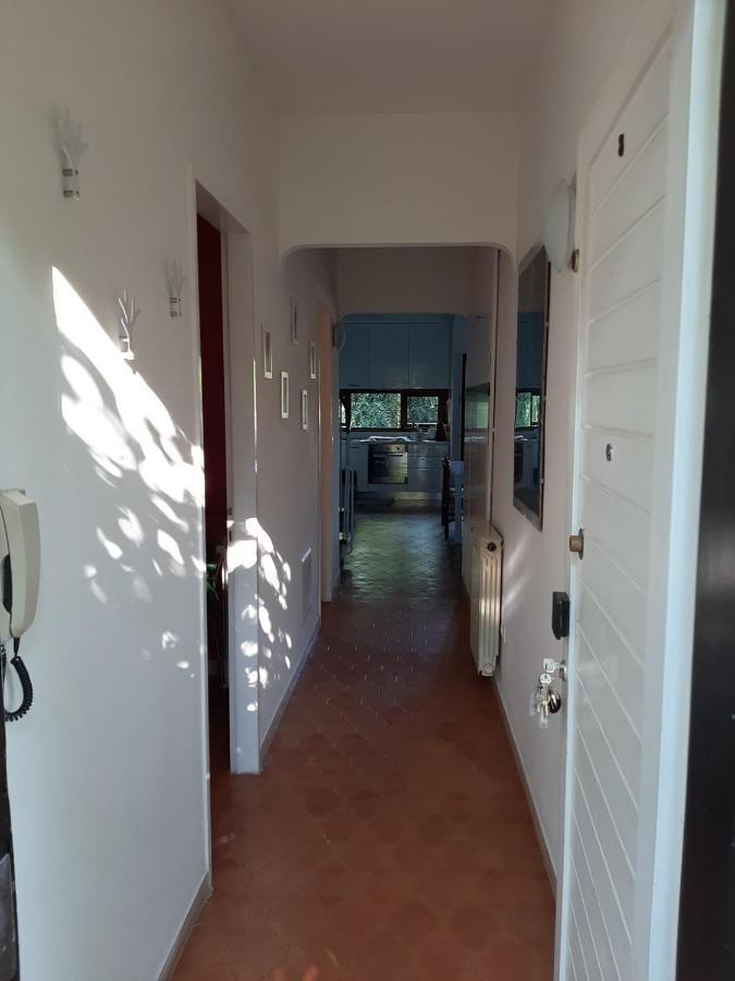 Appartamento Genziana - Con Vista Piscina E Garage Sirmione Exteriör bild
