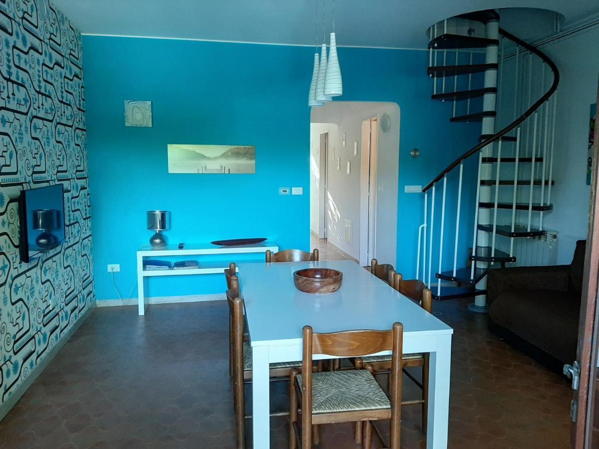 Appartamento Genziana - Con Vista Piscina E Garage Sirmione Exteriör bild