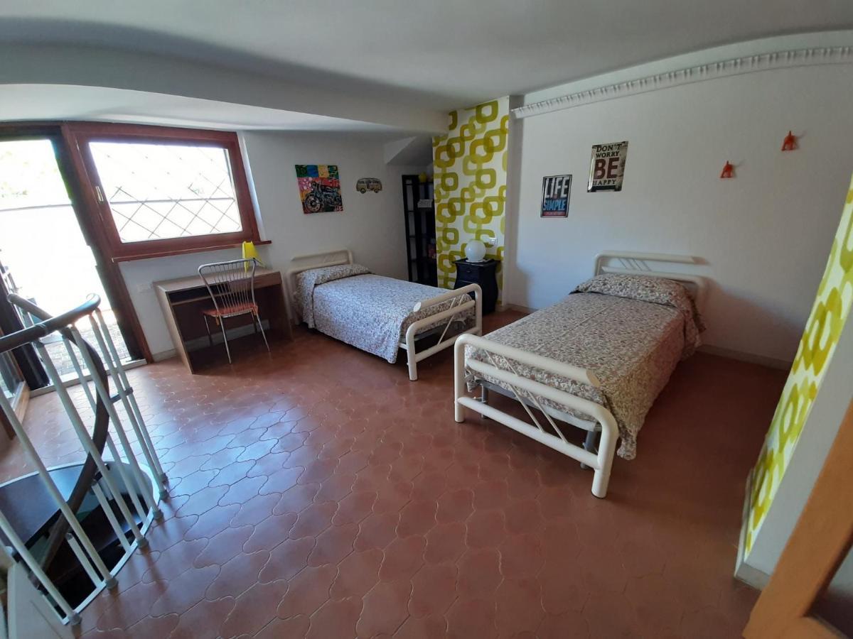 Appartamento Genziana - Con Vista Piscina E Garage Sirmione Exteriör bild
