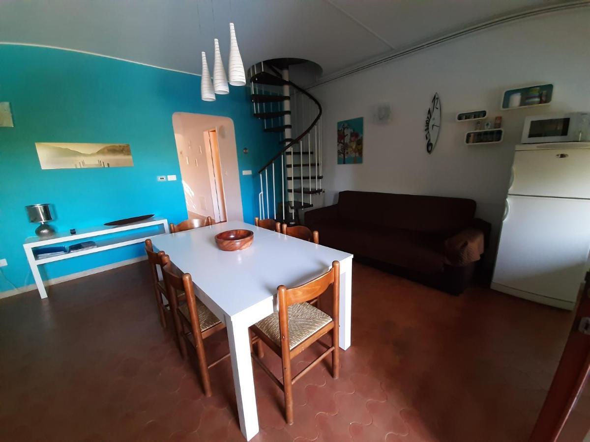 Appartamento Genziana - Con Vista Piscina E Garage Sirmione Exteriör bild